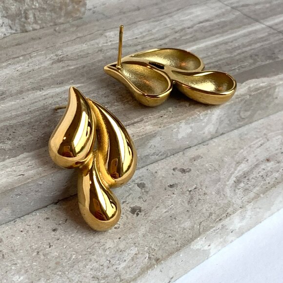 NEW~ Anthropologie Adina Eden Solid Triple Puffy Teardrop Stud Earrings - Picture 6 of 9